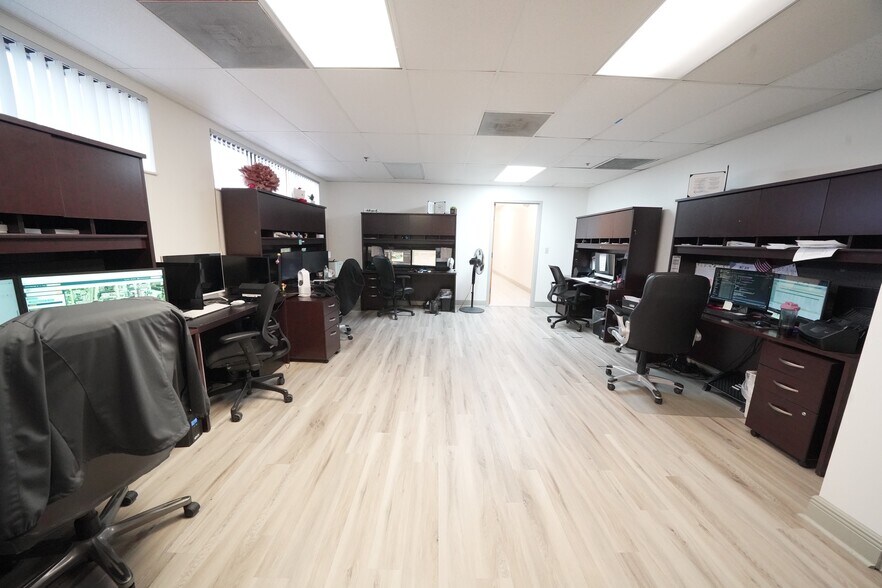 More Photos Of 1426 Skees Rd, West Palm Beach Unknown For Lease