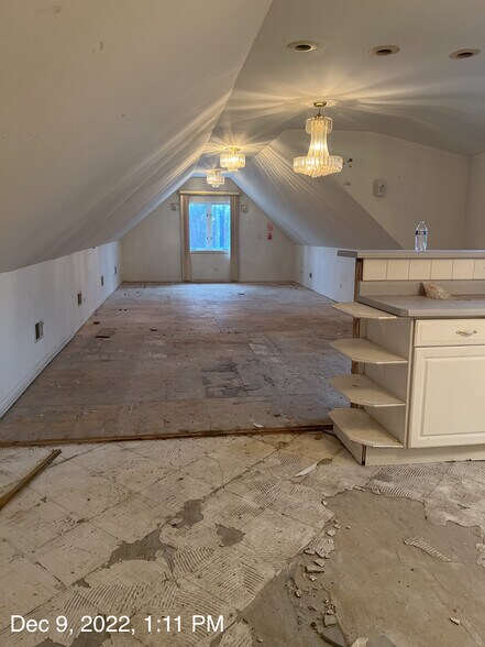 More Photos Of 4818 S Pulaski Rd, Chicago Storefront Retail Residential For Lease