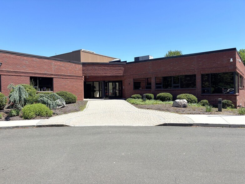 Primary Photo Of 135 South Rd, Farmington Office For Sale