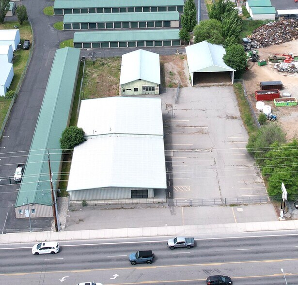 More Photos Of 6265 N Government Way, Coeur d'Alene Storefront For Sale