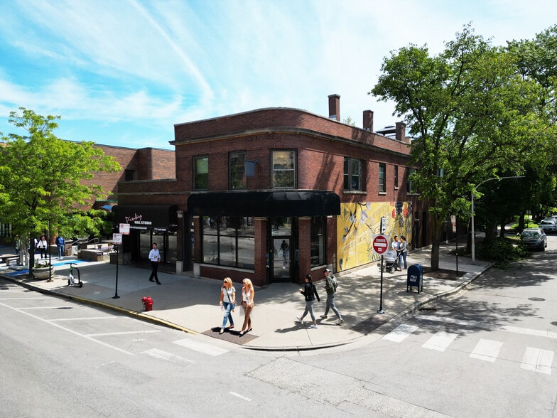 Primary Photo Of 3501 N Southport Ave, Chicago Storefront Retail Residential For Lease