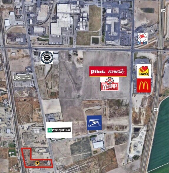 More Photos Of 3615 S K St, Tulare Recycling Center For Sale