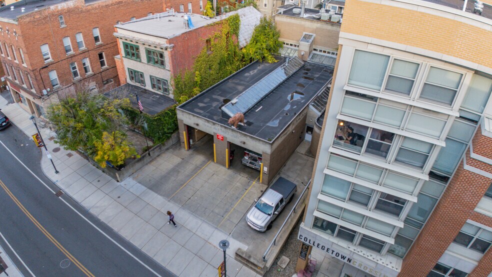 More Photos Of 309 College Ave, Ithaca Flex For Sale