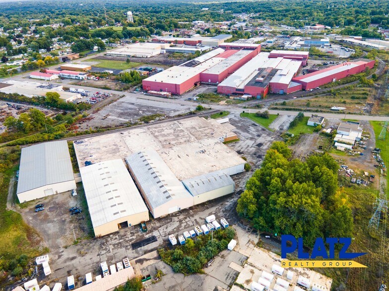 More Photos Of 3745 Hendricks Rd, Youngstown Warehouse For Sale