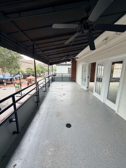 More Photos Of 309-315 W Saint Julian St, Savannah Storefront For Lease