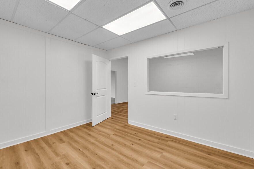 More Photos Of 110 Willow Rd, Starkville Light Distribution For Sale