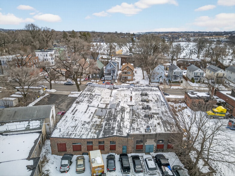 More Photos Of 865 Congress Ave, New Haven Manufacturing For Sale