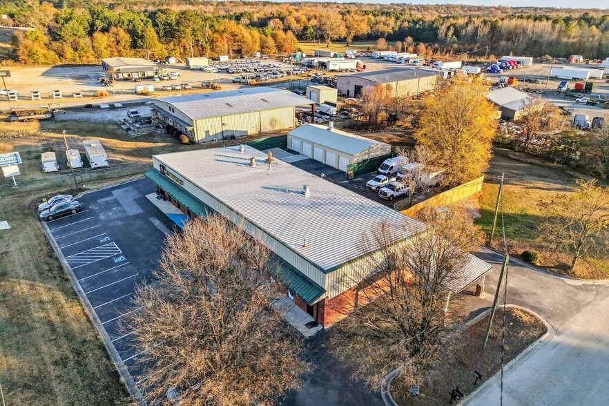 More Photos Of 1595 Access Rd, Covington Storefront For Sale