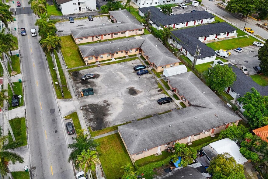 More Photos Of 1915 NW 28th St, Miami Apartments For Sale