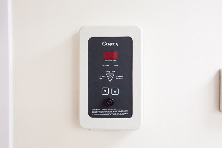 More Photos Of 931-947 Russell Ave, Gaithersburg Medical For Lease