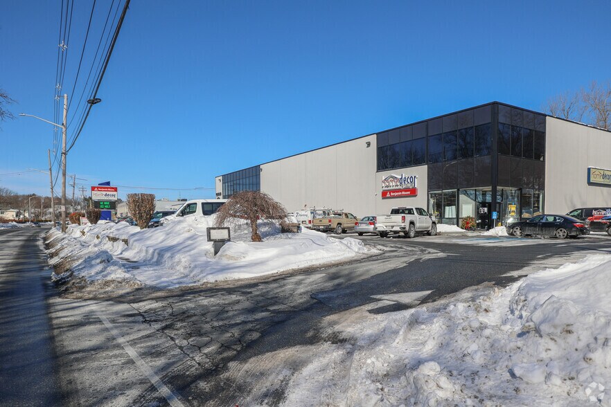 More Photos Of 515 Lowell St, Peabody Light Distribution For Lease