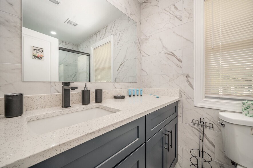 More Photos Of 412 27th Ave N, Myrtle Beach Multifamily For Sale