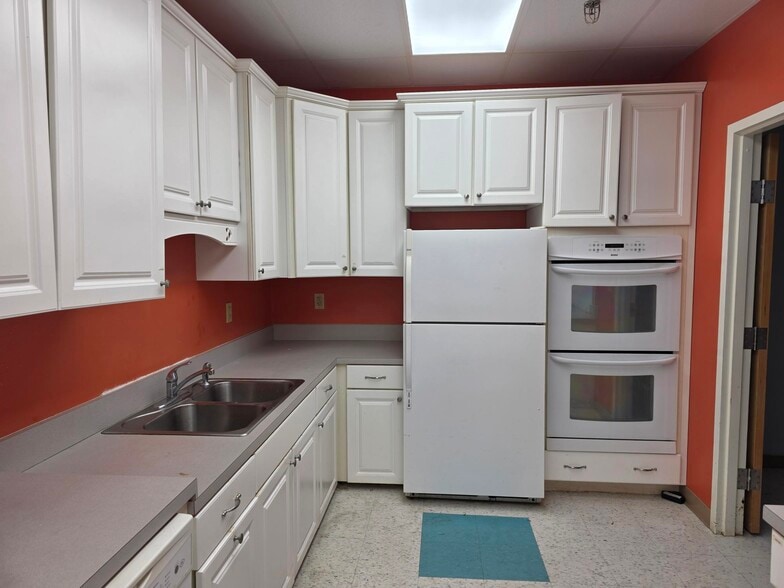 More Photos Of 3 Battaile Dr, Winchester Lodge Meeting Hall For Sale