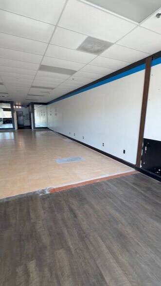 Primary Photo Of 4570 Lyons Rd, Coconut Creek Unknown For Lease