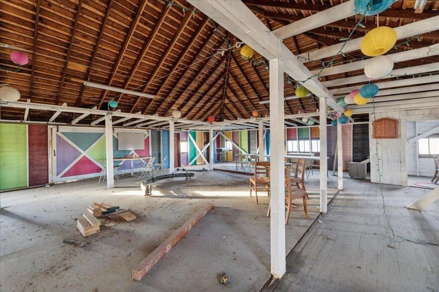More Photos Of 21551 270th St, Mc Clelland Office For Sale