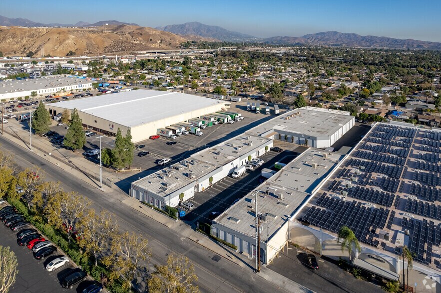 More Photos Of 1102-1112 Arroyo Ave, San Fernando Warehouse For Lease