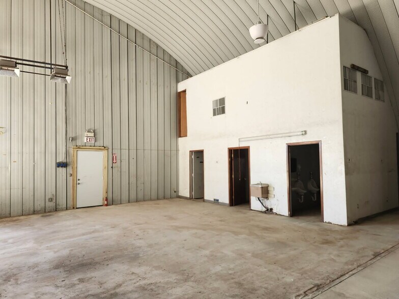 More Photos Of 218 Wallenridge St, Keene Fast Food For Sale