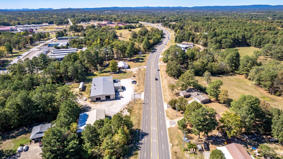 More Photos Of 3370 Airport Rd, Pearcy Office For Sale