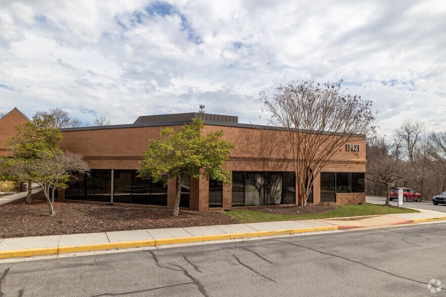 More Photos Of 11421 Cronhill Dr, Owings Mills Light Manufacturing For Lease