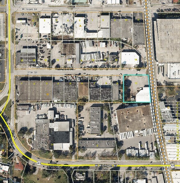 More Photos Of 300 W 27th St, Orlando Industrial For Sale
