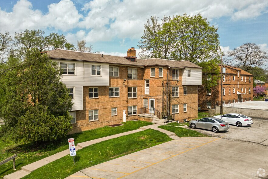 More Photos Of 2155 Perth St, Toledo Apartments For Sale