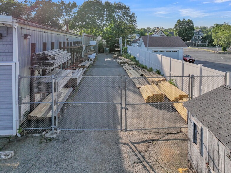 More Photos Of 600 Park Ave, Worcester Storefront For Sale