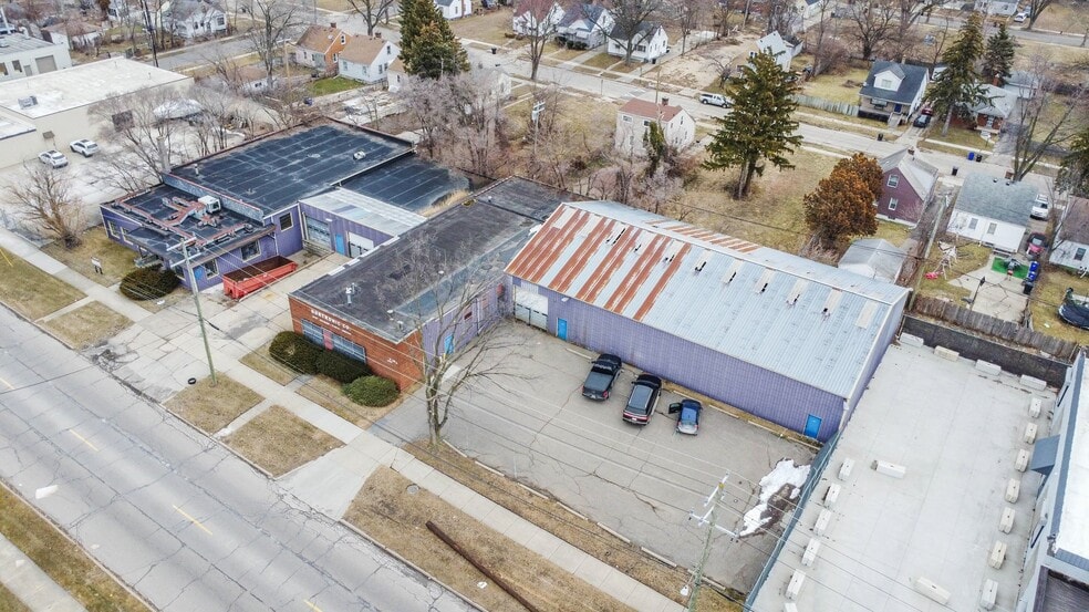 More Photos Of 20210 Sherwood St, Detroit Warehouse For Sale
