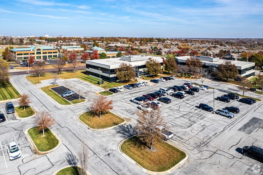 More Photos Of 12980 Metcalf Ave, Overland Park Unknown For Lease