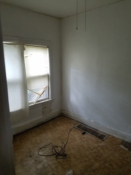 More Photos Of 3425 E 128th St, Cleveland Apartments For Sale