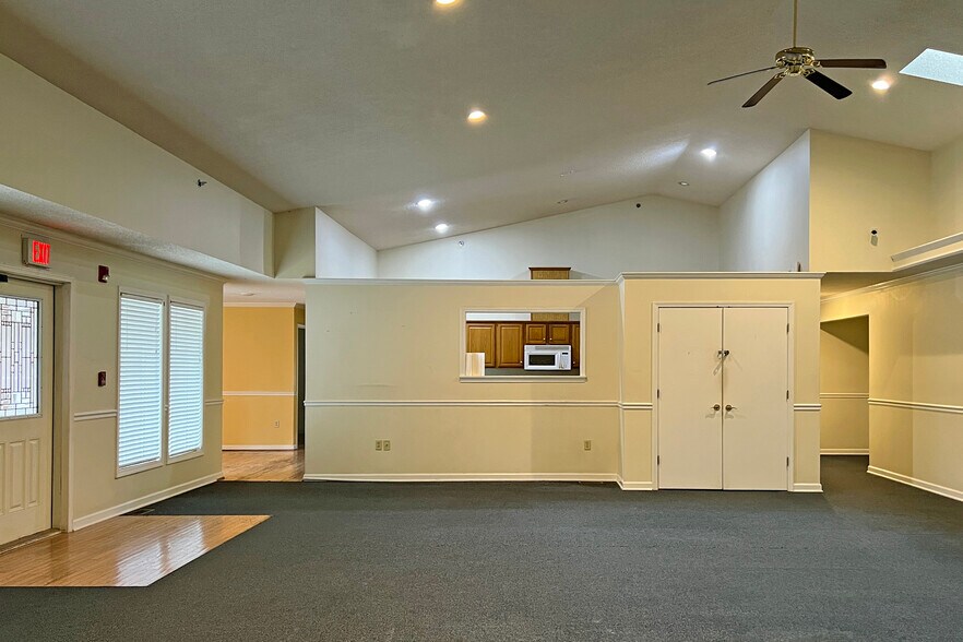 More Photos Of 1117 Brookhaven Rd, Franklin Assisted Living For Sale