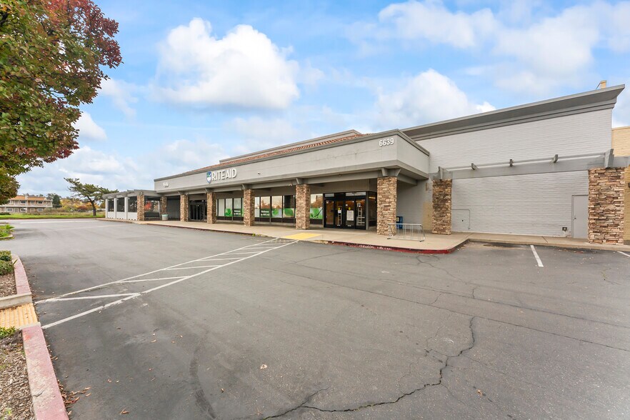 More Photos Of 6639 Watt Ave, North Highlands Drugstore For Sale