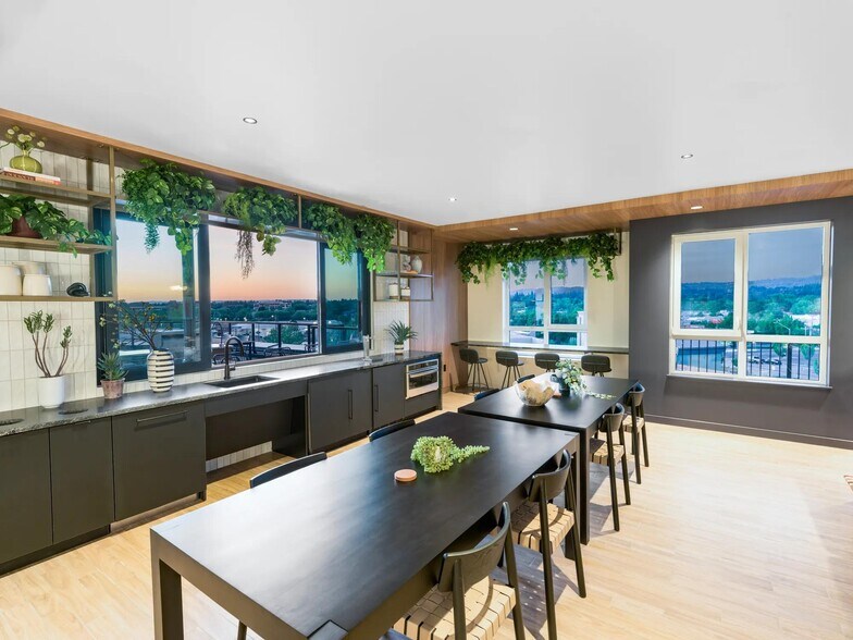 More Photos Of 12230 SW Broadway St, Beaverton Apartments For Lease