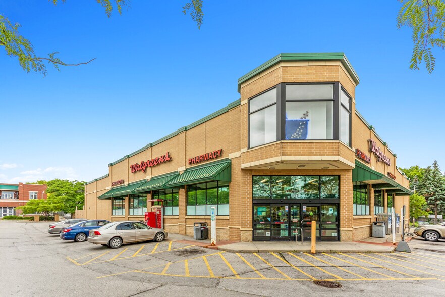 More Photos Of 2410 W Forest Home Ave, Milwaukee Drugstore For Sale