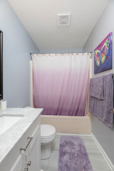 More Photos Of 100 S Kirkland Ave, Elkin Apartments For Sale