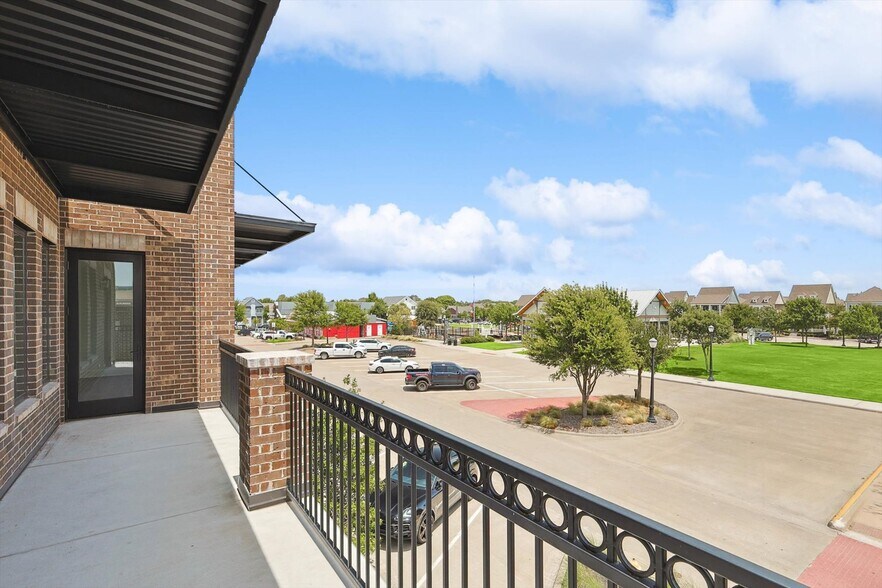 More Photos Of 767 W Main St, Coppell Storefront Retail Office For Sale