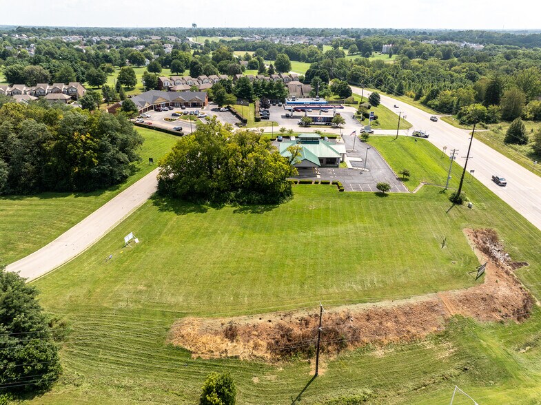 More Photos Of 107 Canewood Center dr, Georgetown Freestanding For Lease
