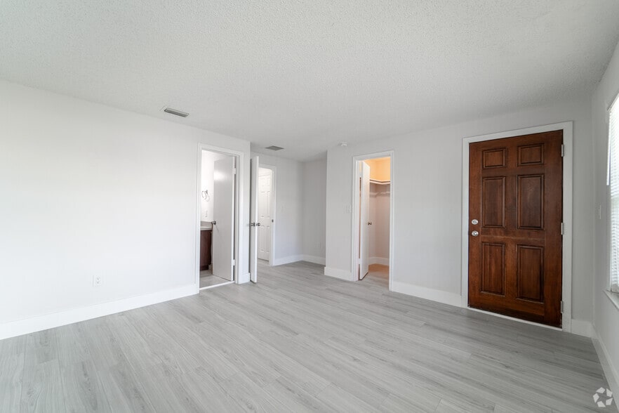 More Photos Of 311-357 Gulfstream Rd, Dania Apartments For Sale