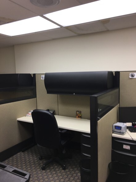 More Photos Of 2066 Richmond Ave, Staten Island Office For Sale