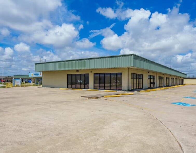 More Photos Of 5809 Patton St, Corpus Christi Medical For Lease