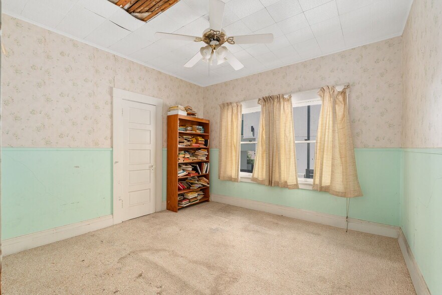 More Photos Of 4458 Maplewood Ave, Los Angeles Multifamily For Sale
