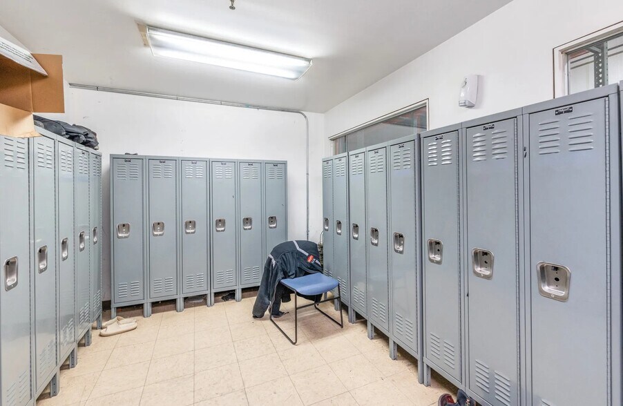 More Photos Of 4719 S Market St, Boise Refrigeration Cold Storage For Lease