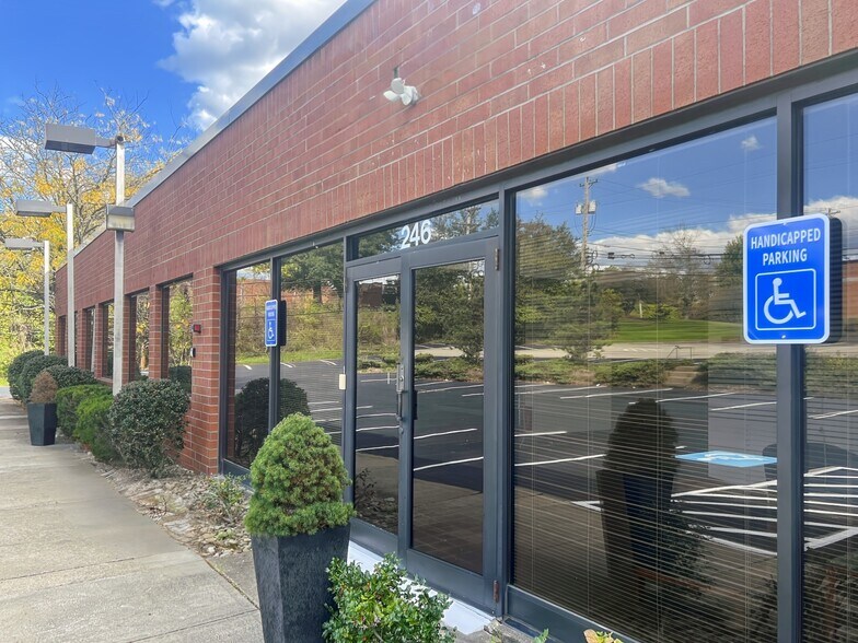 More Photos Of 230-246 Alpha Dr, Pittsburgh Coworking Space