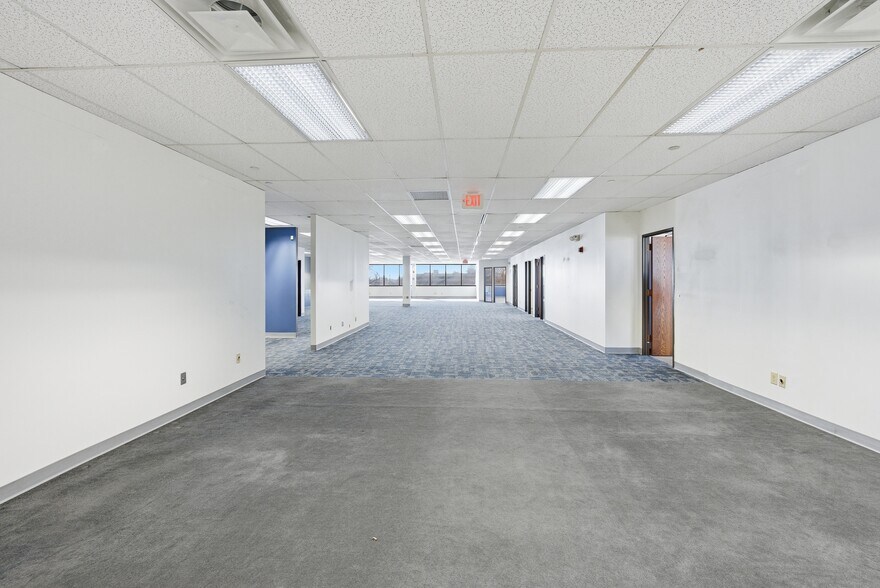 More Photos Of 8790 Governors Hill Dr, Cincinnati Office For Lease