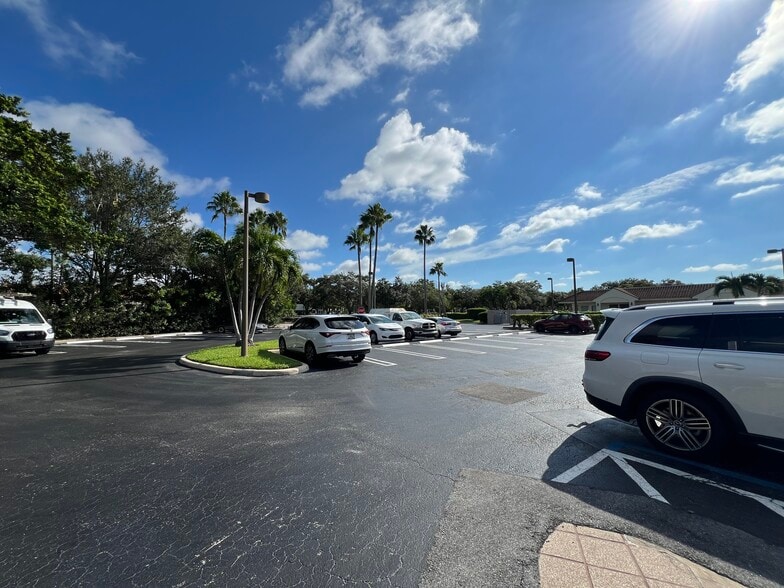 More Photos Of 4 Harvard Cir, West Palm Beach Medical For Lease