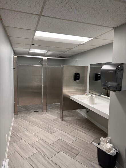 More Photos Of 99 Danville Corner Rd, Auburn Office For Lease