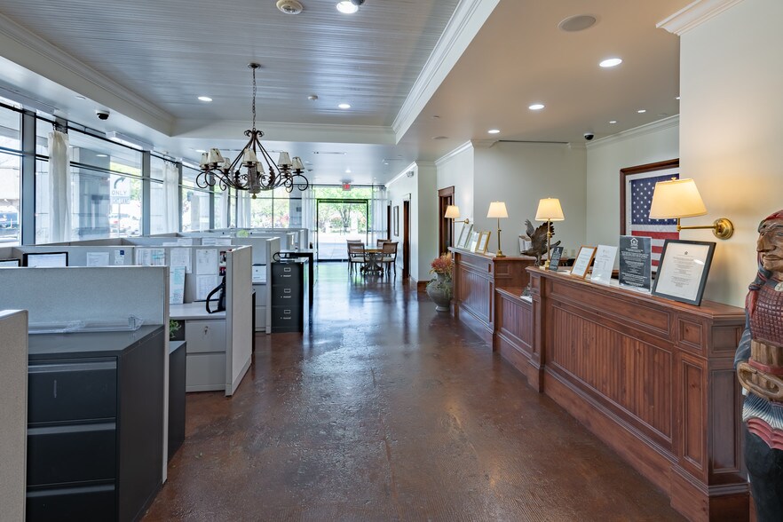 More Photos Of 7001 Preston Rd, Dallas Office For Lease