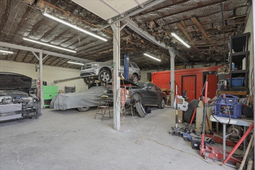 More Photos Of 2985 Hodges Switch Rd, Strawberry Plains Warehouse For Sale