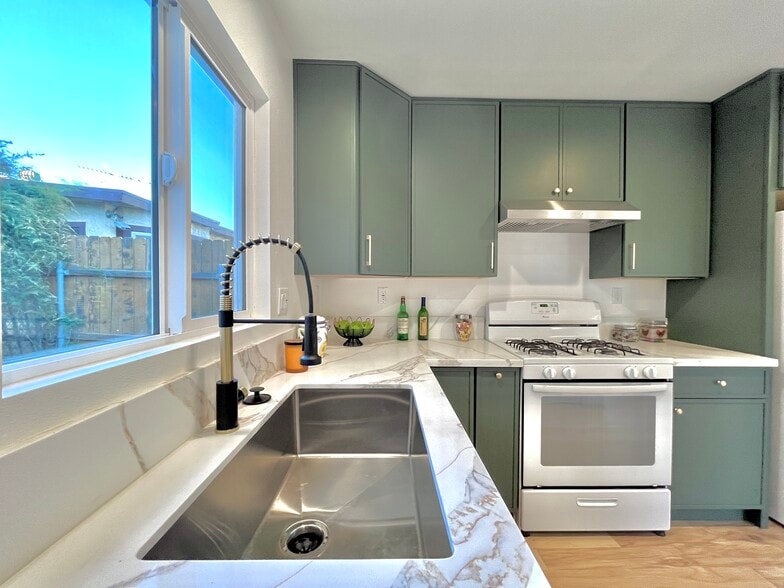 More Photos Of 938 E Sandra Ave, Arcadia Apartments For Sale