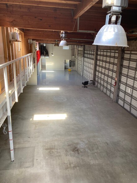 More Photos Of 2196 American Ave, Hayward Warehouse For Lease