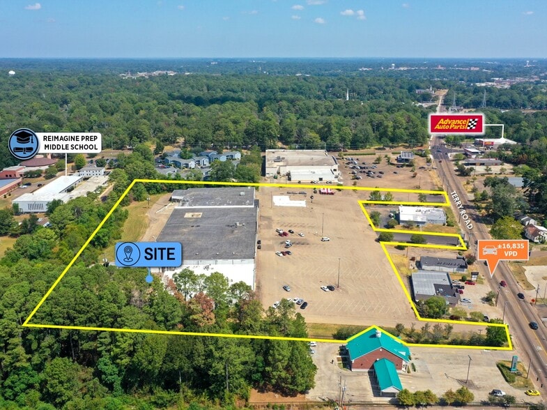 More Photos Of 2885-2899 Terry Rd, Jackson General Retail For Sale